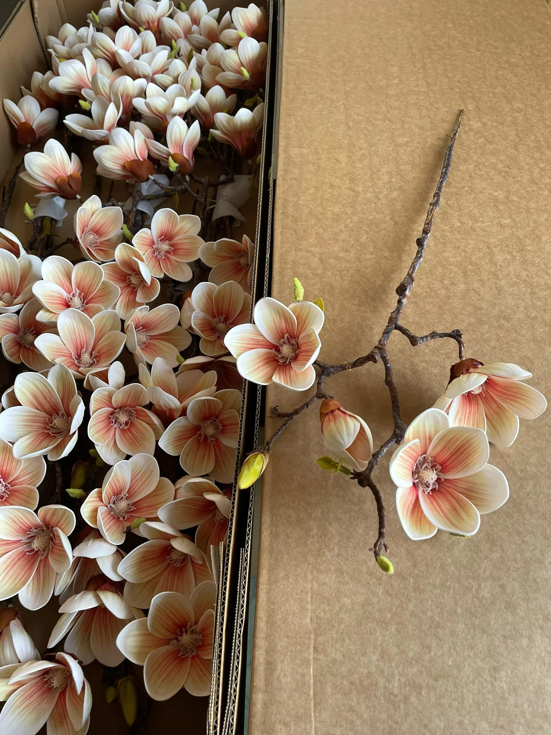 A0343 20pcs Lot Artificial 4heads Real Touch Flower Material Wedding Event Decoration