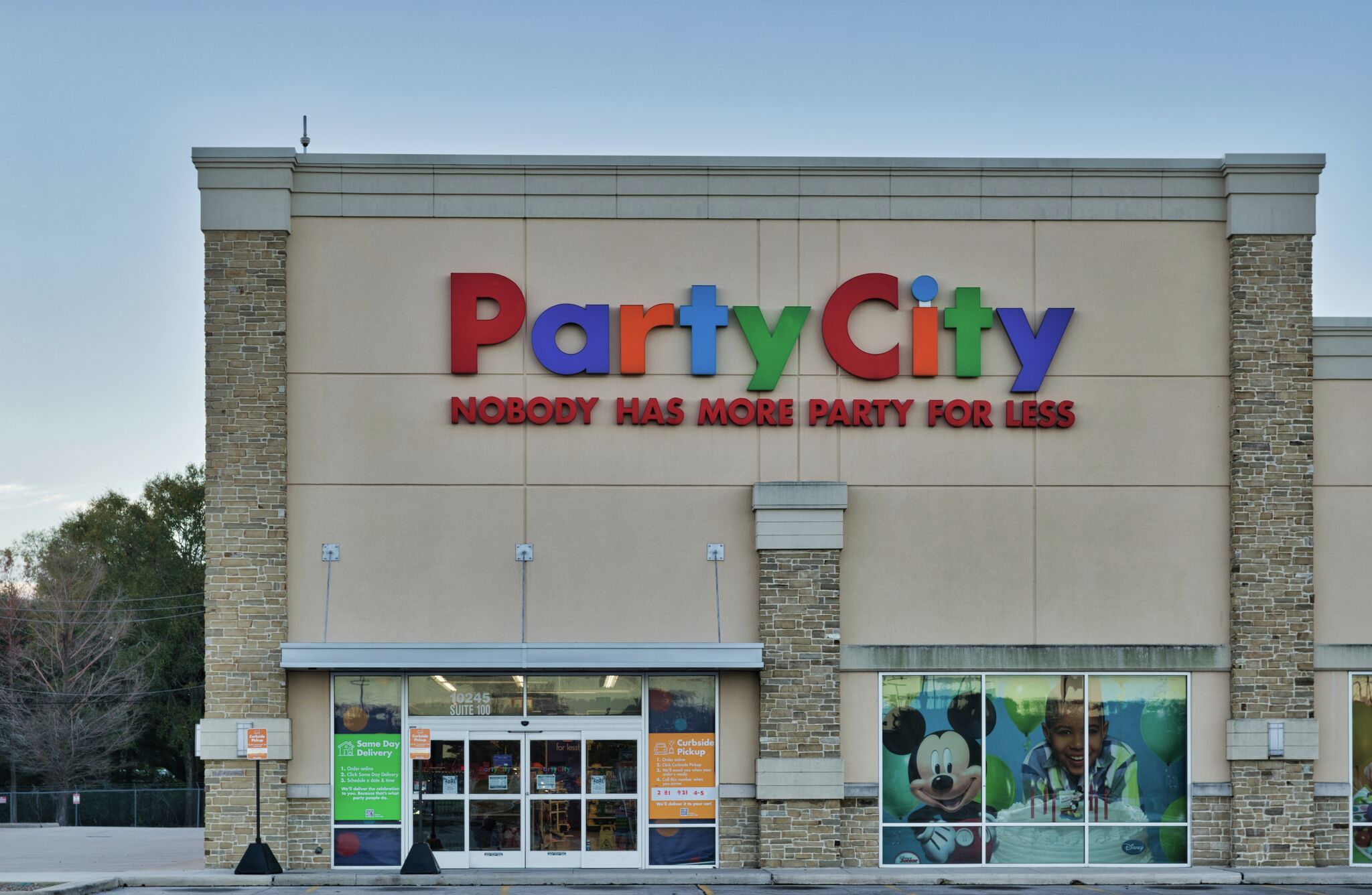 Party City Bankruptcy 17725455